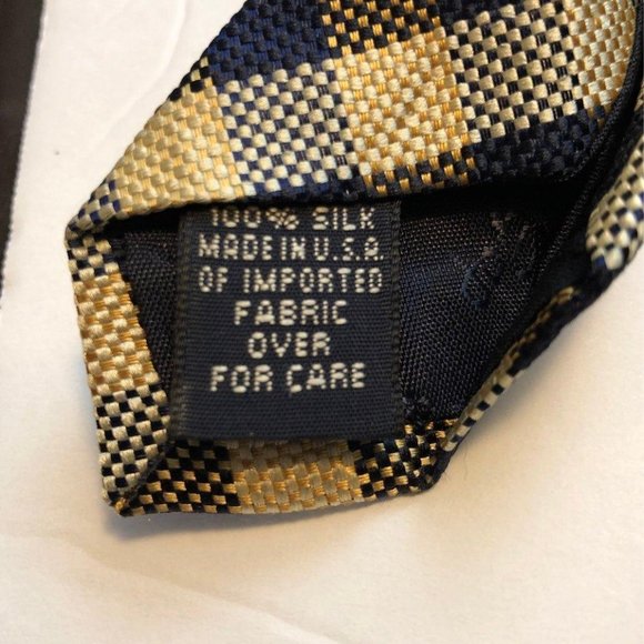 New Without Tags Gap Tie - Picture 3 of 3